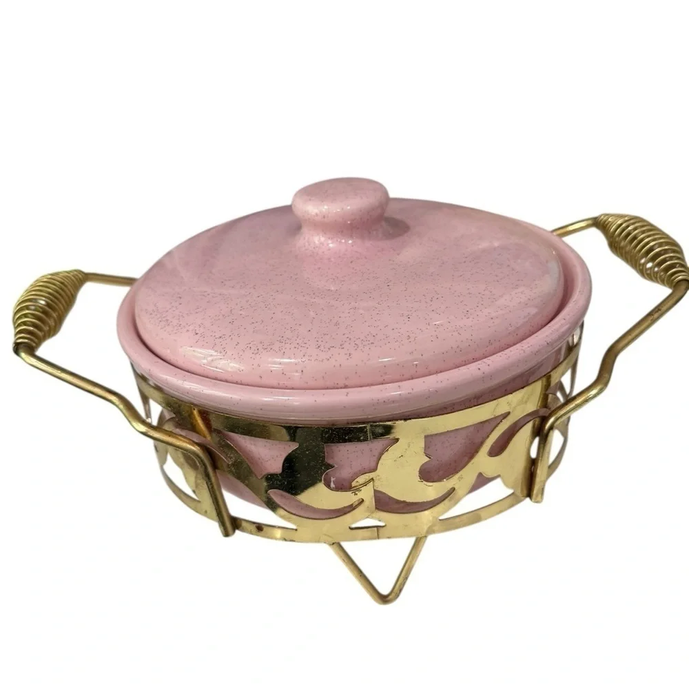 Bauer Pink Speckled 2qt Casserole Dish with Metal Rack Holder 6X 13 X 8.5 MCM